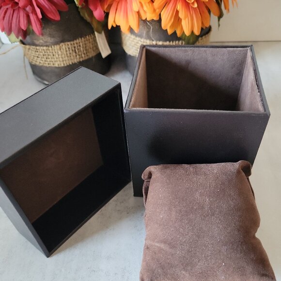 Michael Kors Empty Watch Box with Pillow - Great for Storage, Display, or Resale - Picture 3 of 6